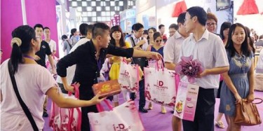 不一樣的婚博會——結(jié)個(gè)婚也不容易