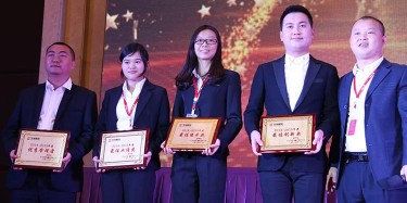 畢加精英們，這個獎是屬于你們的