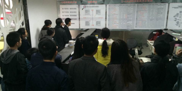 一日之計(jì)在于晨，畢加仿佛走回匆匆那年