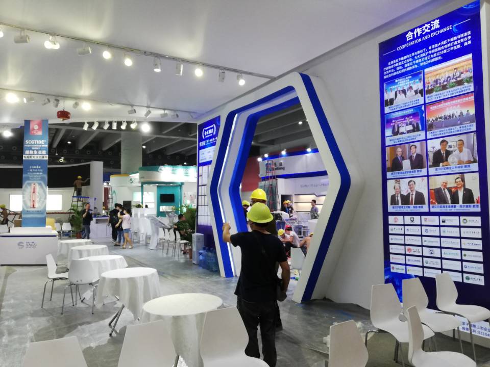 賽萊拉——美博會展臺設(shè)計裝修